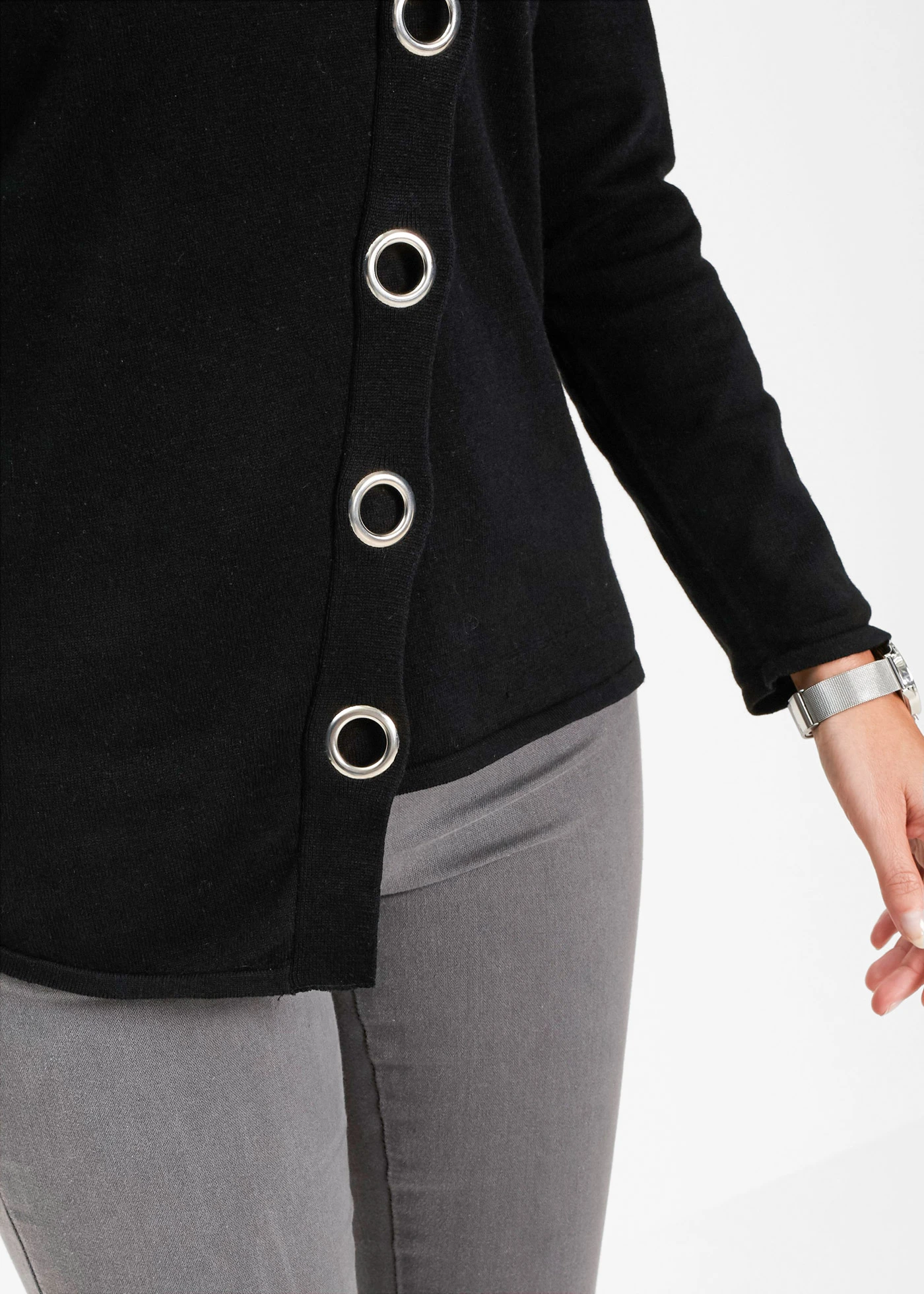 Sweter z ćwiekami • czarno-srebrny • sklep bonprix