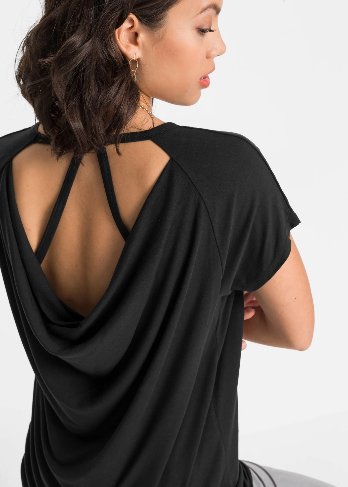 T-shirt en viscose mélangée • noir • Boutique bonprix