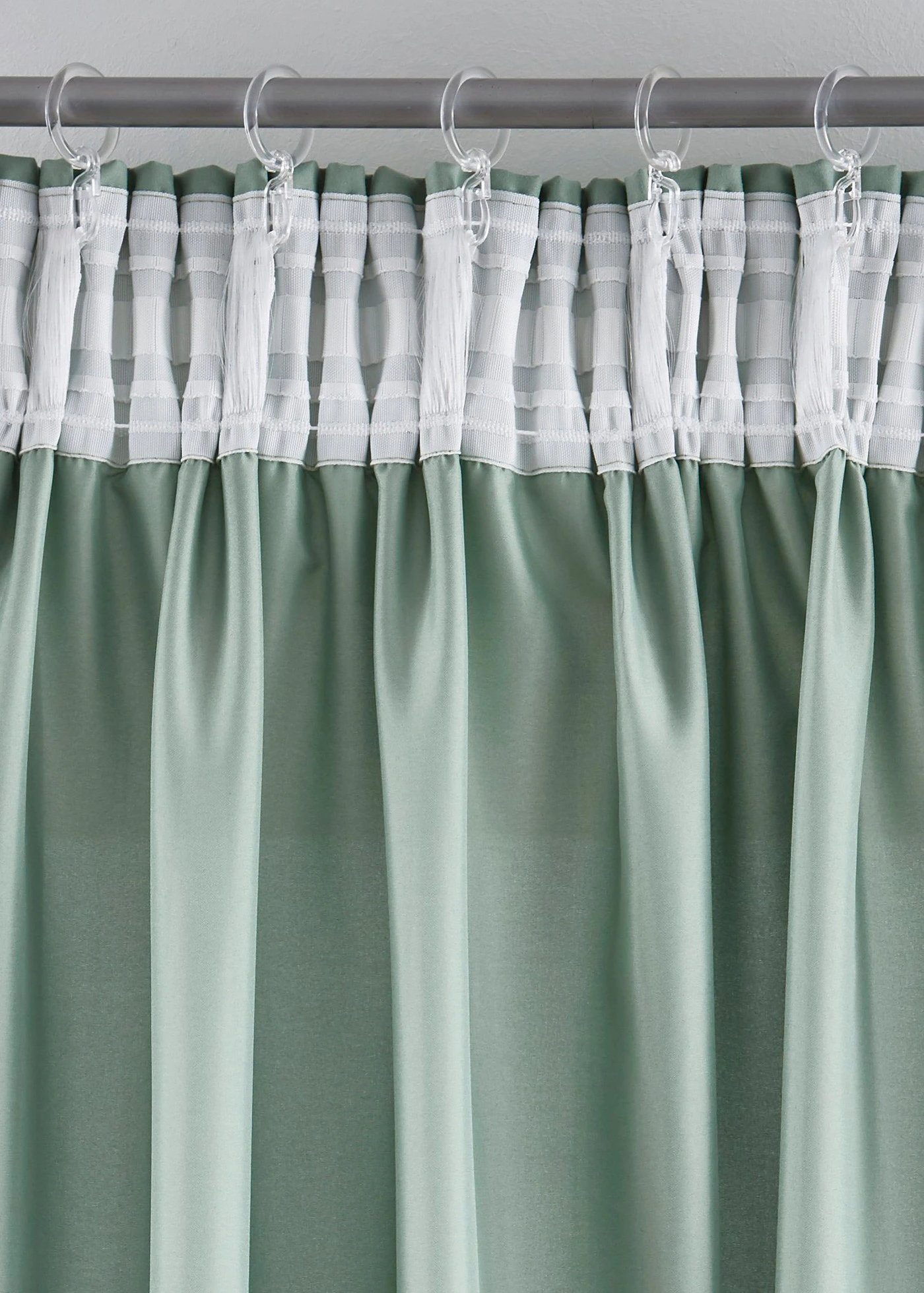 Gordijnen van microvezel (2 stuks) • lindgroen • bonprix online shop