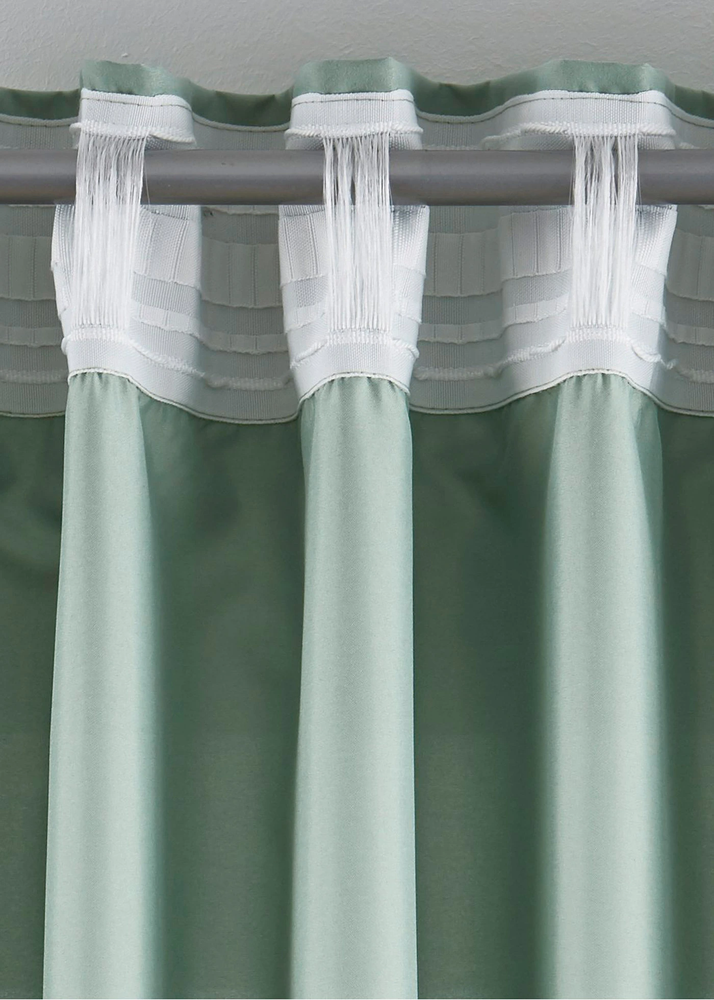 Lot de 2 rideaux en microfibre • vert tilleul • Boutique bonprix