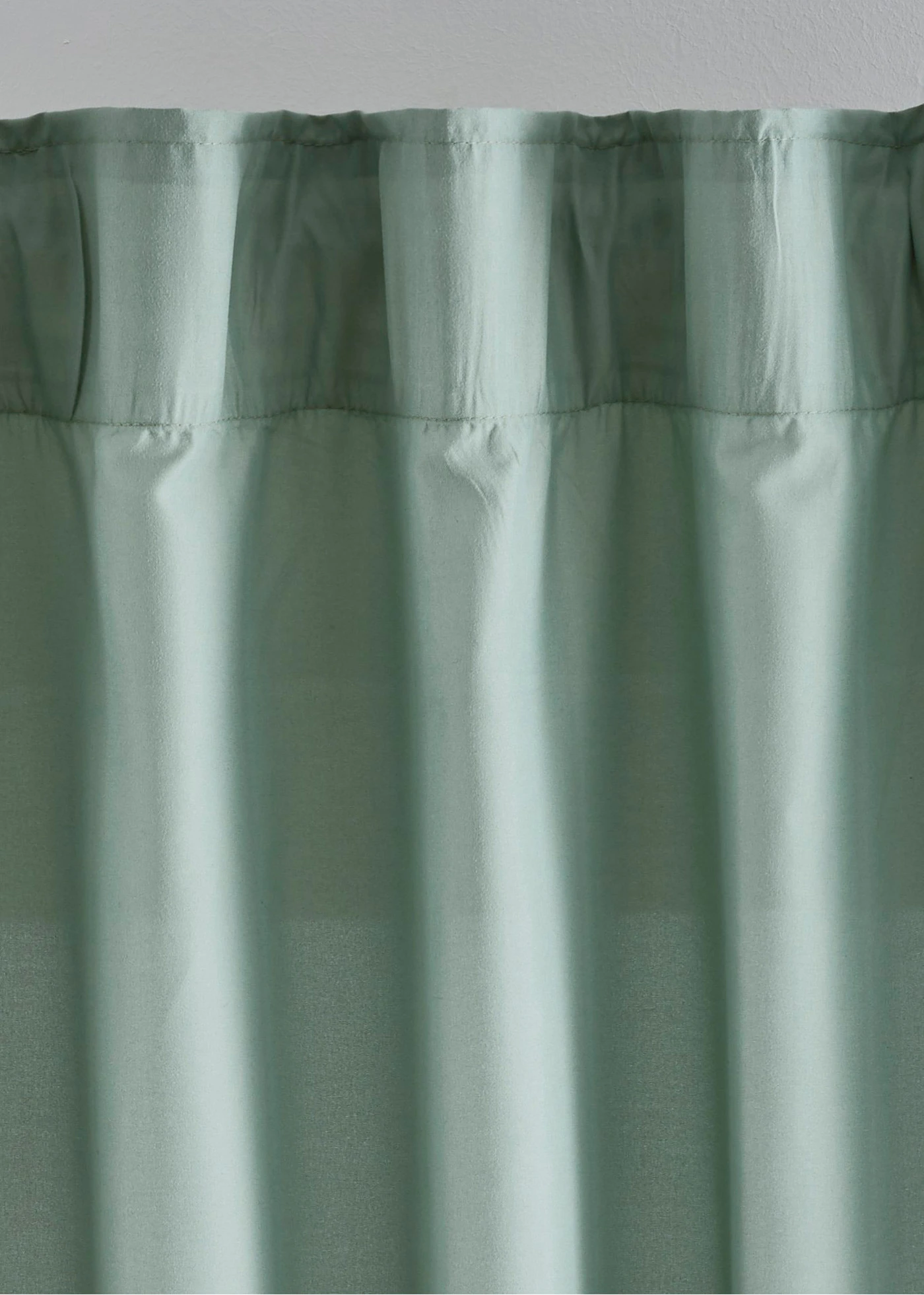 Lot de 2 rideaux en microfibre • vert tilleul • Boutique bonprix