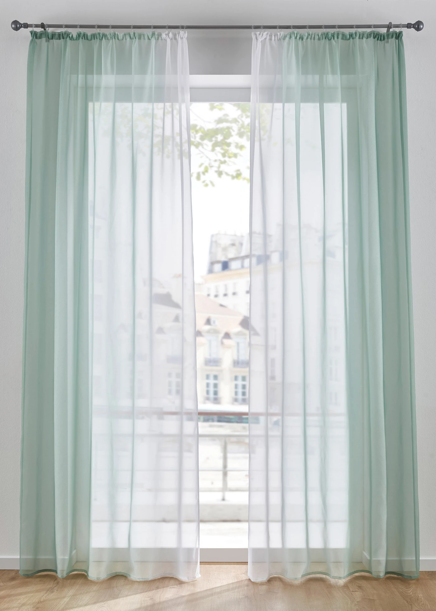 Gordijn van lichte voile, ook verkrijgbaar in extra lang (2 stuks) • lichtgroen • bonprix online shop