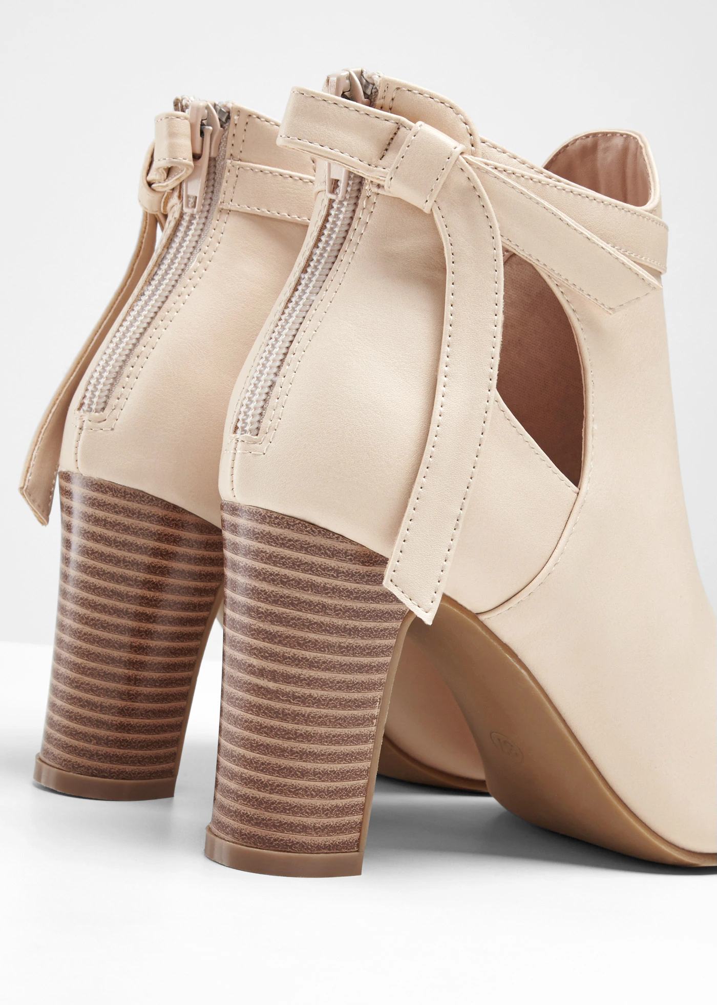 Enkellaarsjes • beige • bonprix online shop