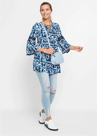 Tunique en viscose fluide • blanc-bleu foncé imprimé • Boutique bonprix