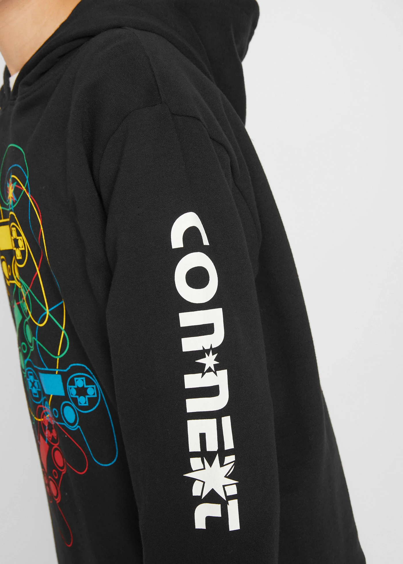 Sweat à capuche 100% coton • noir • Boutique bonprix