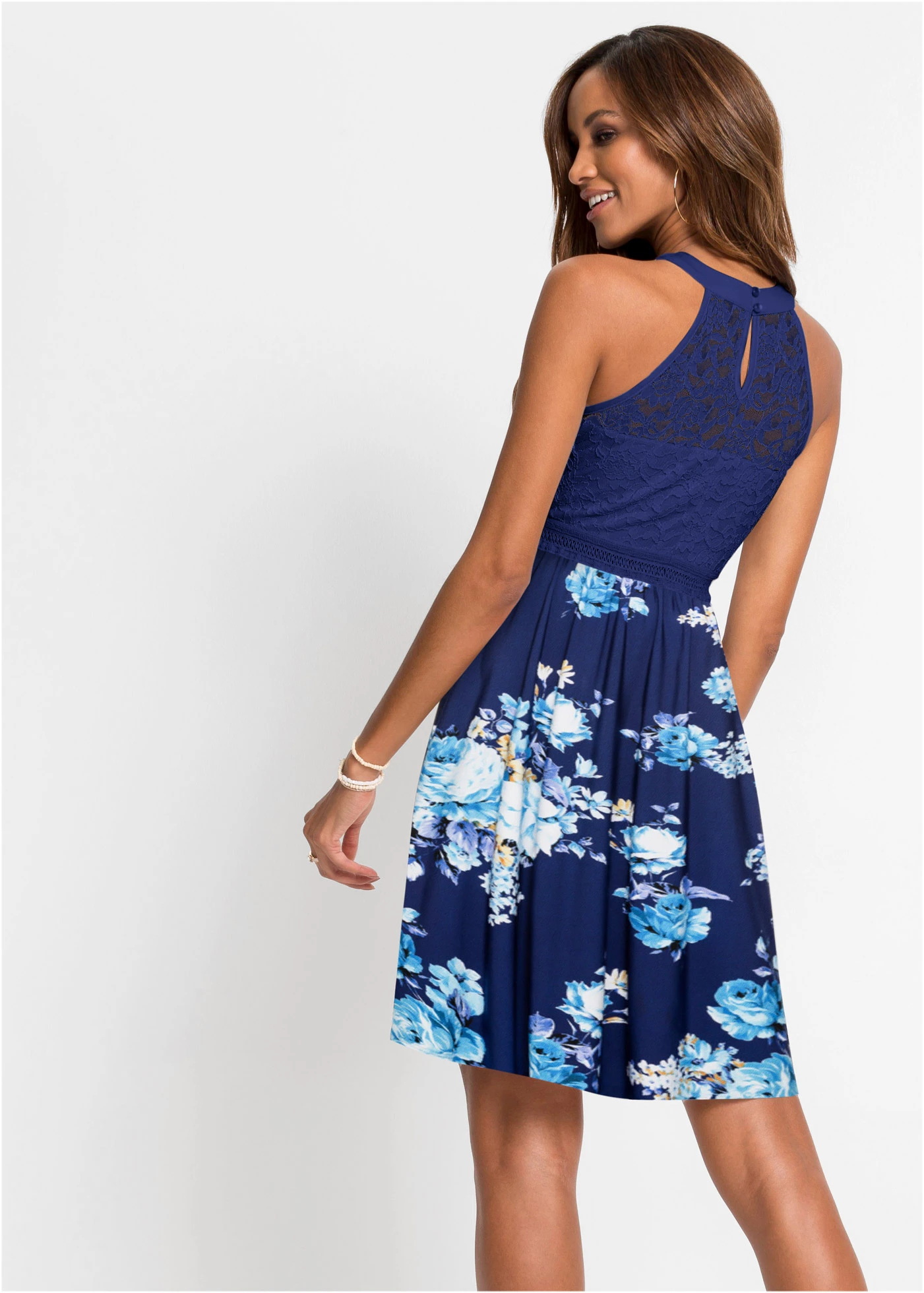 Robe en jersey avec dentelle • bleu foncé-violet-rose floral • Boutique bonprix