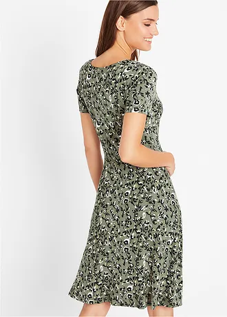 Shirtjurk in een soepele viscosemix • olijfgroen luipaardprint • bonprix online shop