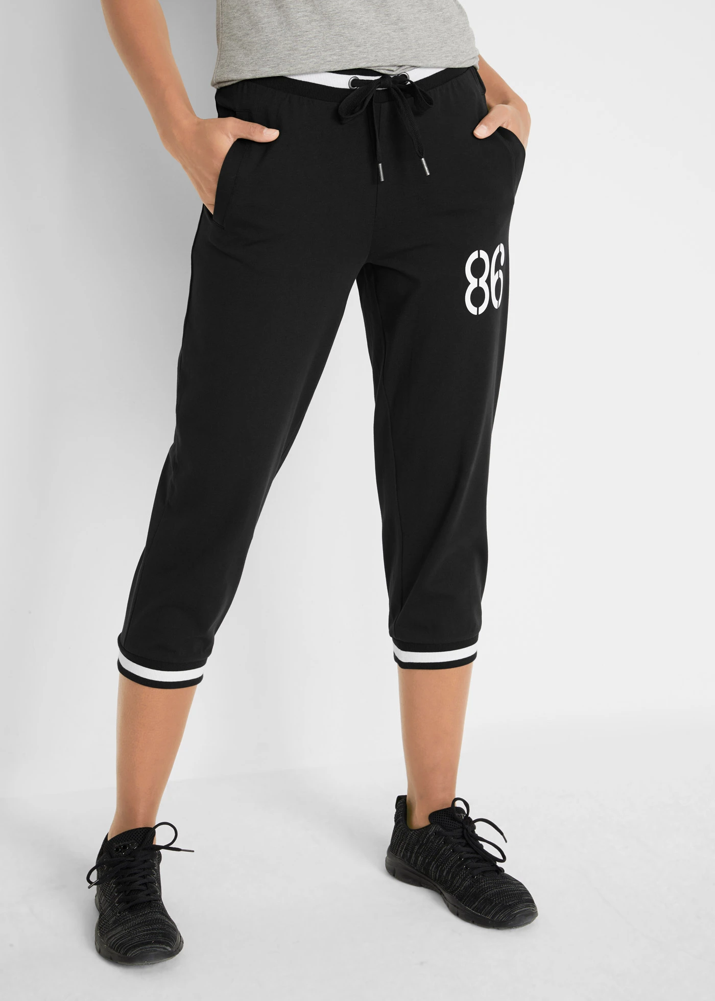 Jogging longueur 3/4 en coton extensible • noir imprimé • Boutique bonprix