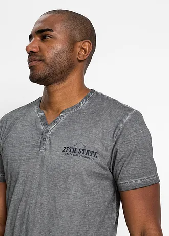 Henley shirt van biologisch katoen in washed out look, korte mouw • rookgrijs met print • bonprix online shop