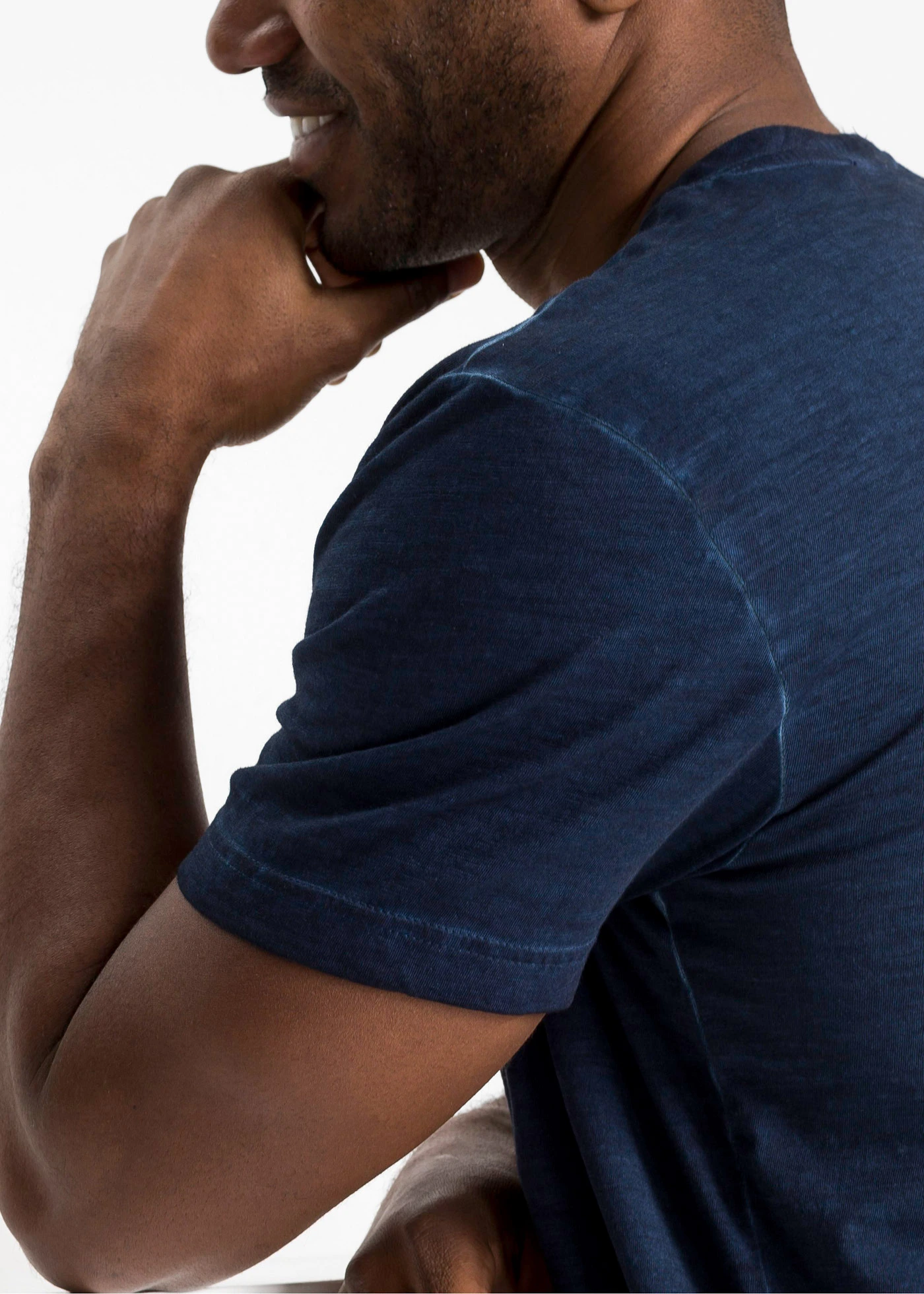 Henley shirt van biologisch katoen in washed out look, korte mouw • donkerblauw met print • bonprix online shop