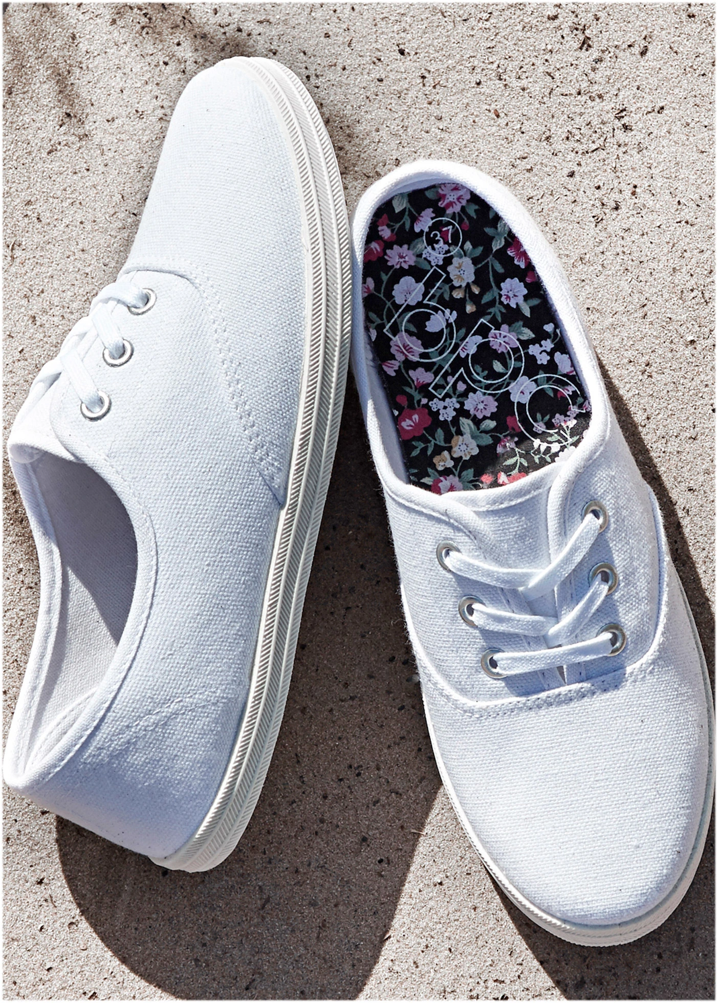 Sneakers • wit • bonprix online shop