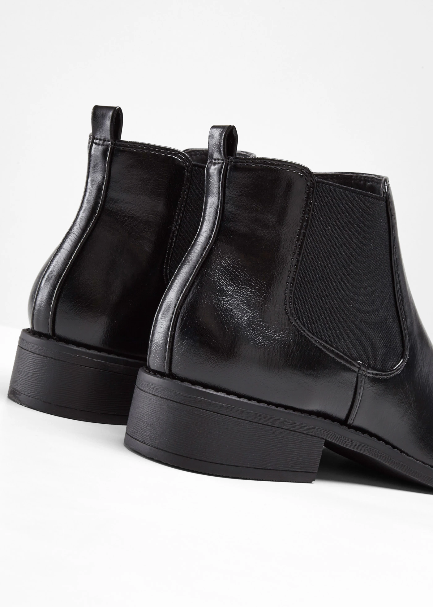 Botine Chelsea • negru • magazin bonprix