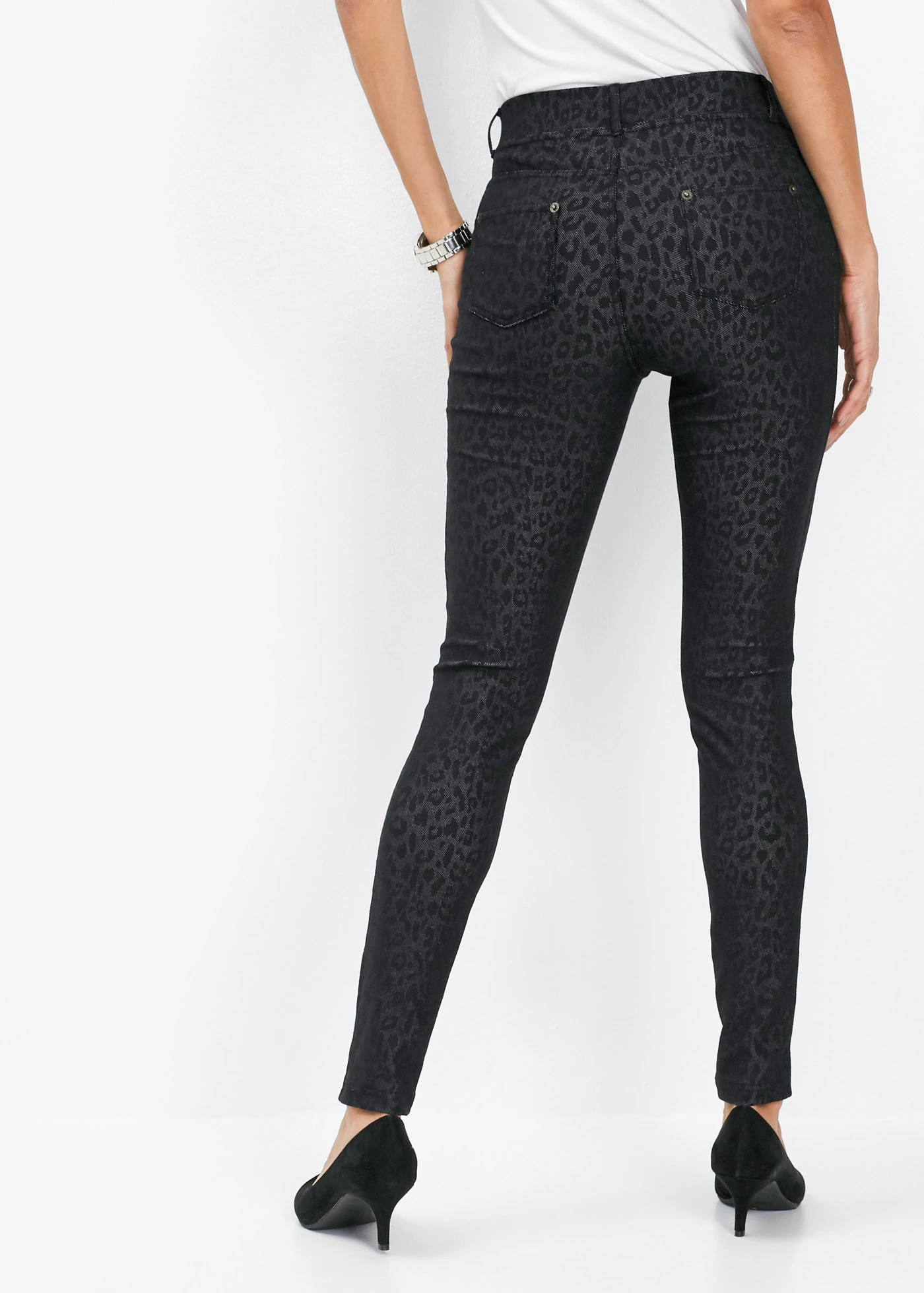 Legging in denimlook • grijs-zwart luipaardprint • bonprix online shop