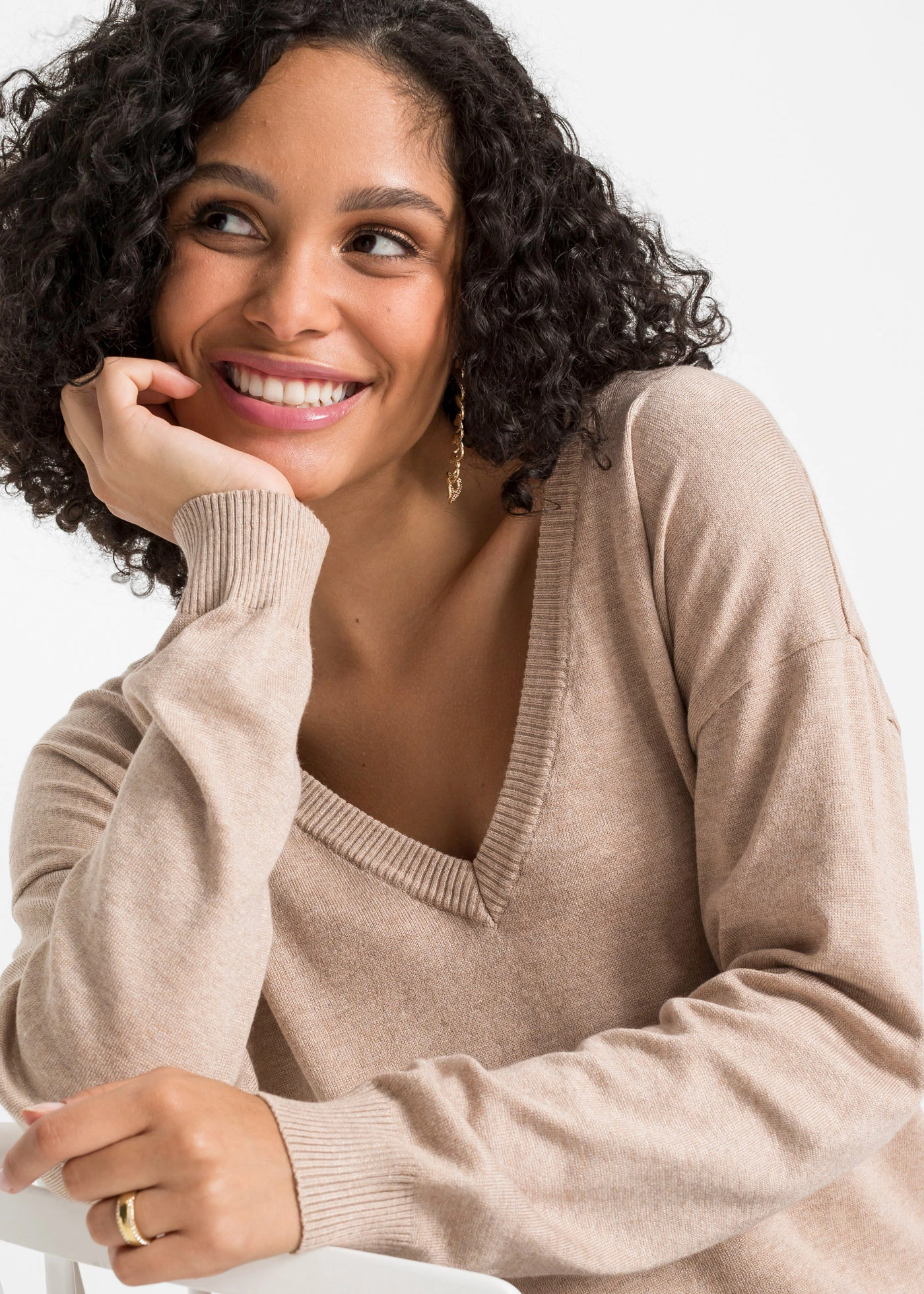 Oversized trui in een viscosemix • beige gemêleerd • bonprix online shop