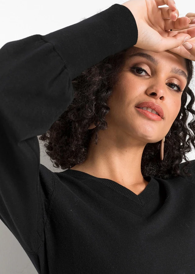 Fijngebreide trui met viscose • zwart • product-page.page-title-suffix