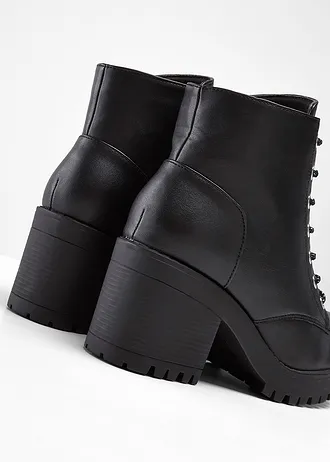 Boots lacées à talon carré • noir • Boutique bonprix