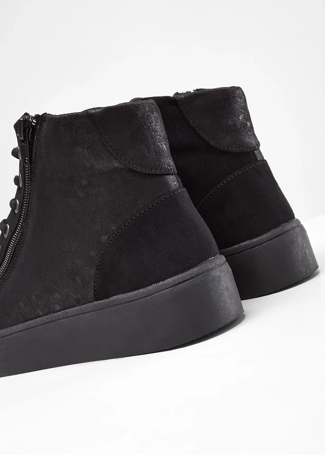 Wysokie sneakersy ze wzorem w kwiaty • czarny z nadrukiem • sklep bonprix
