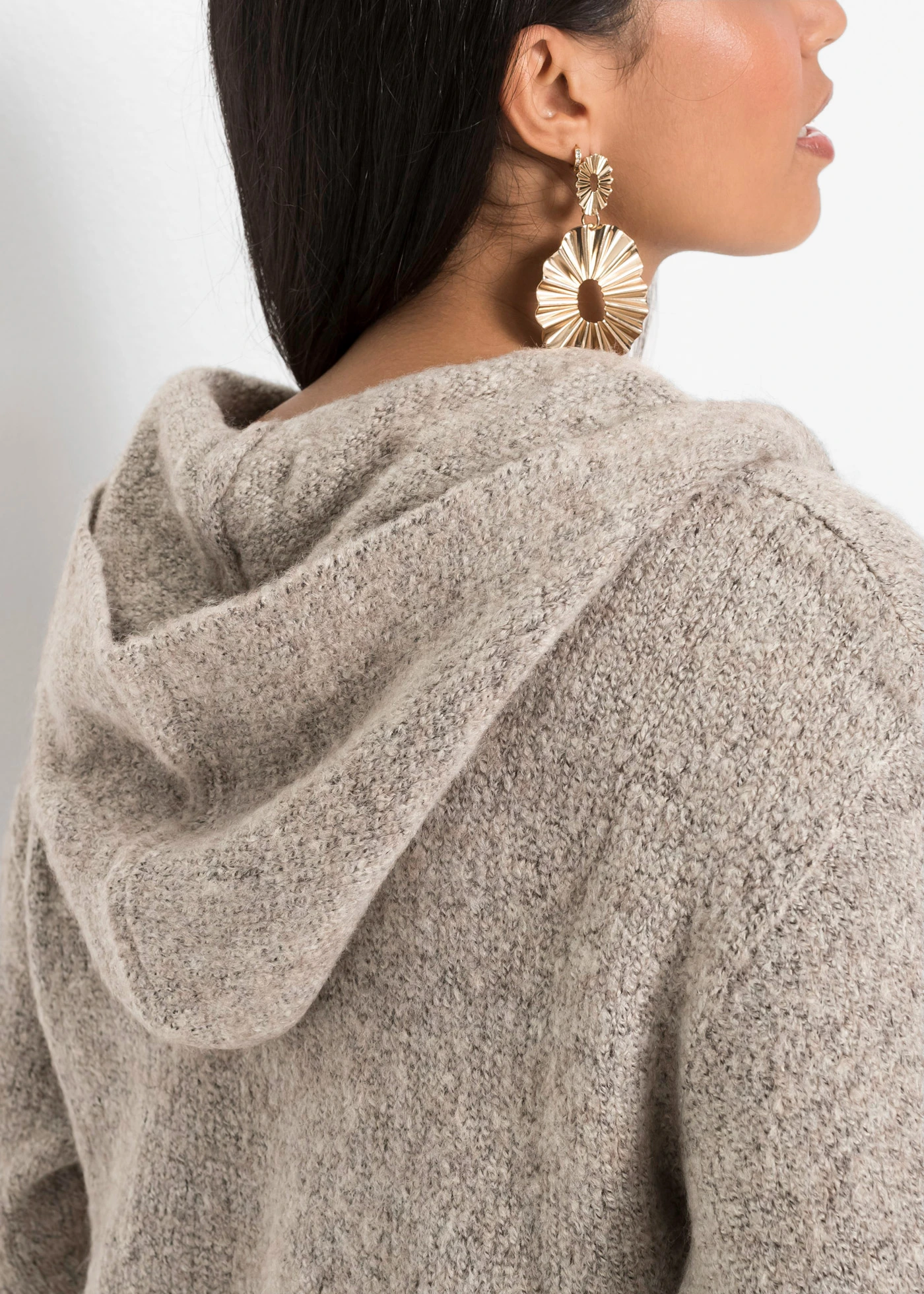 Gilet long en maille • beige clair chiné • Boutique bonprix