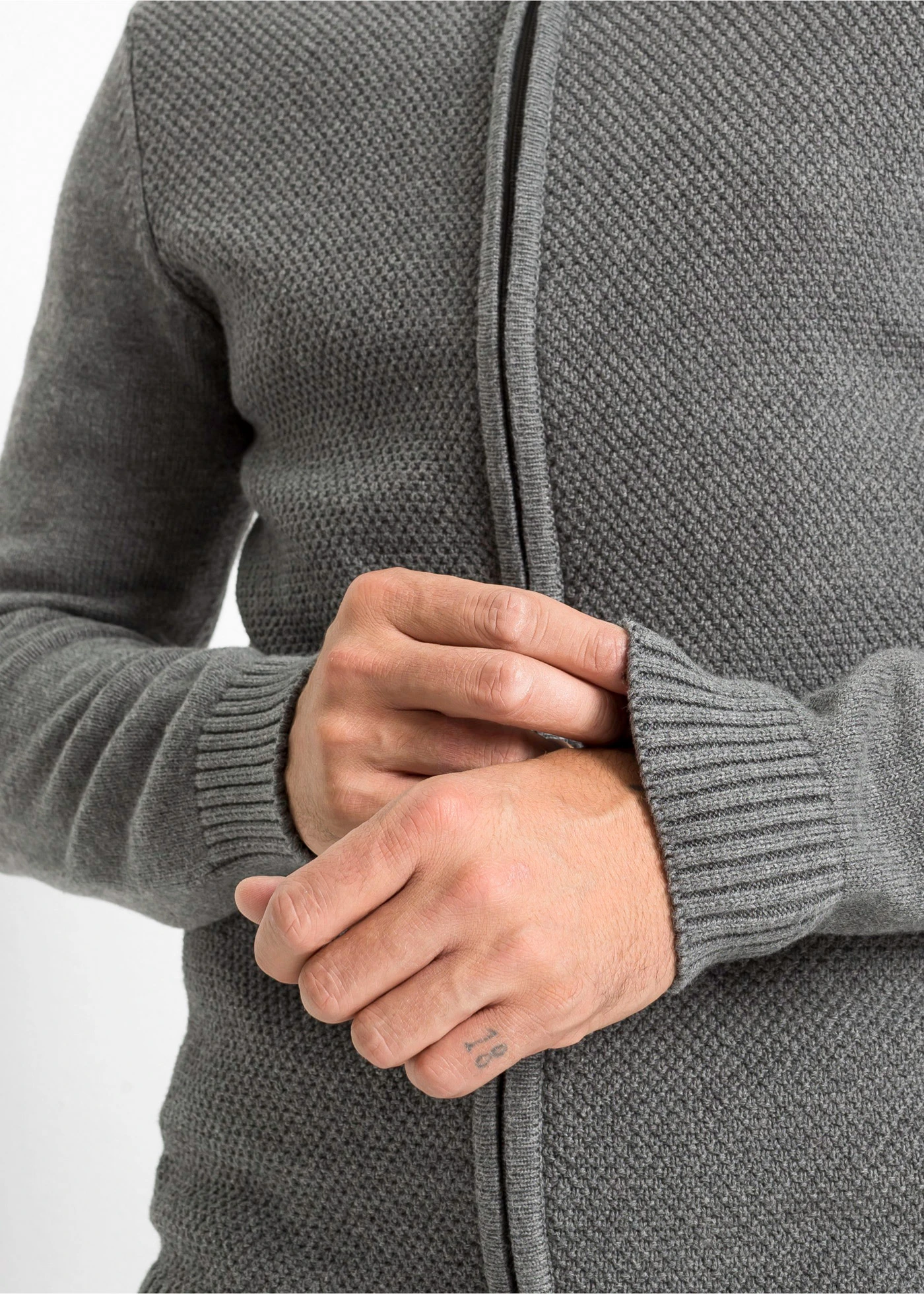 Rozepínací svetr z jemné pleteniny z čisté bavlny • šedý melír • bonprix obchod