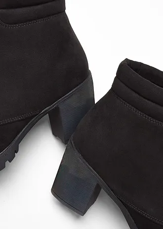 Šněrovací kotníková obuv se špalíkovým podpatkem • černá • bonprix obchod