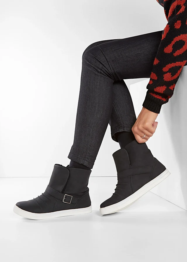 Boots d’hiver • noir • product-page.page-title-suffix