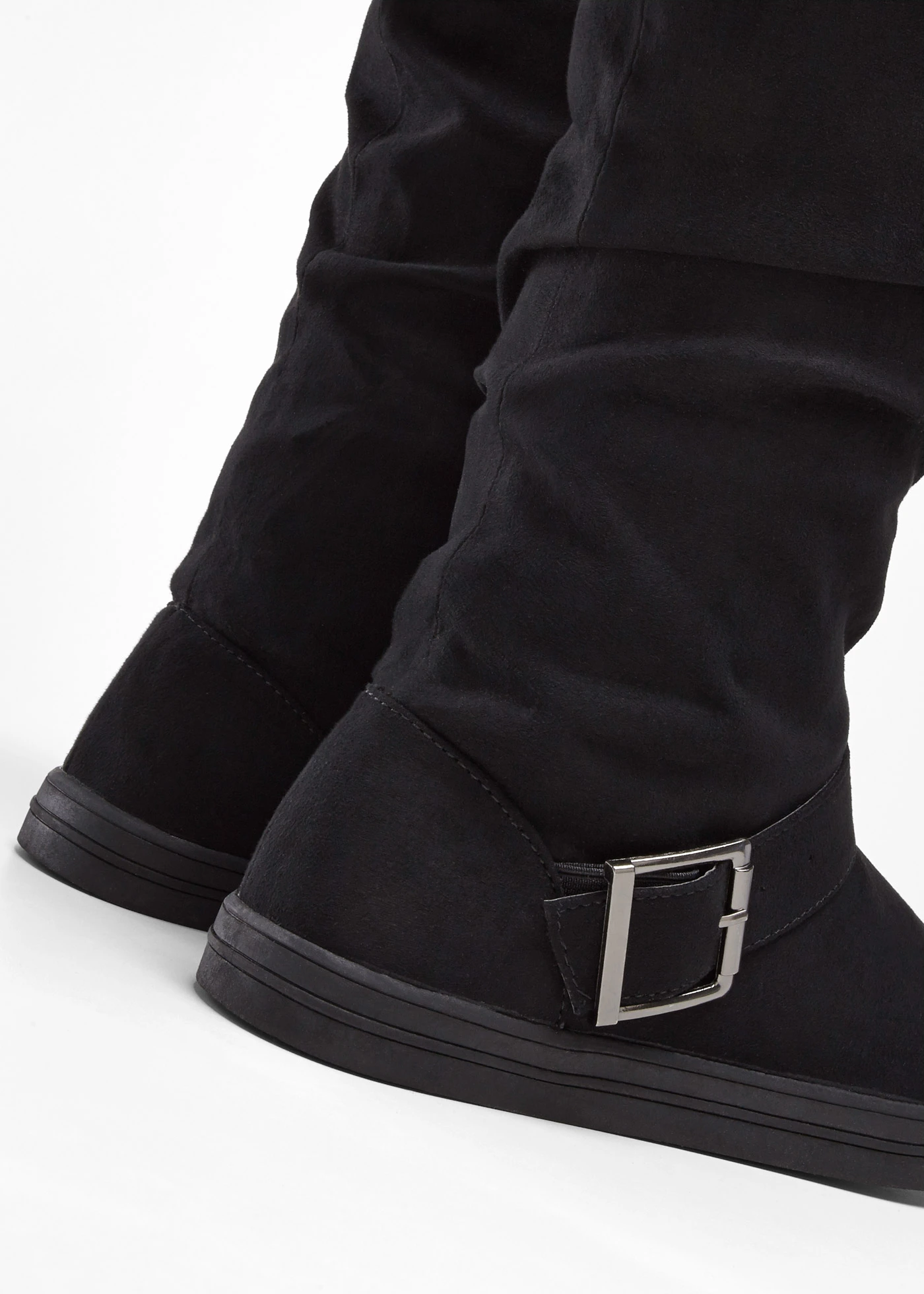 Zimní kozačky • černá • bonprix obchod