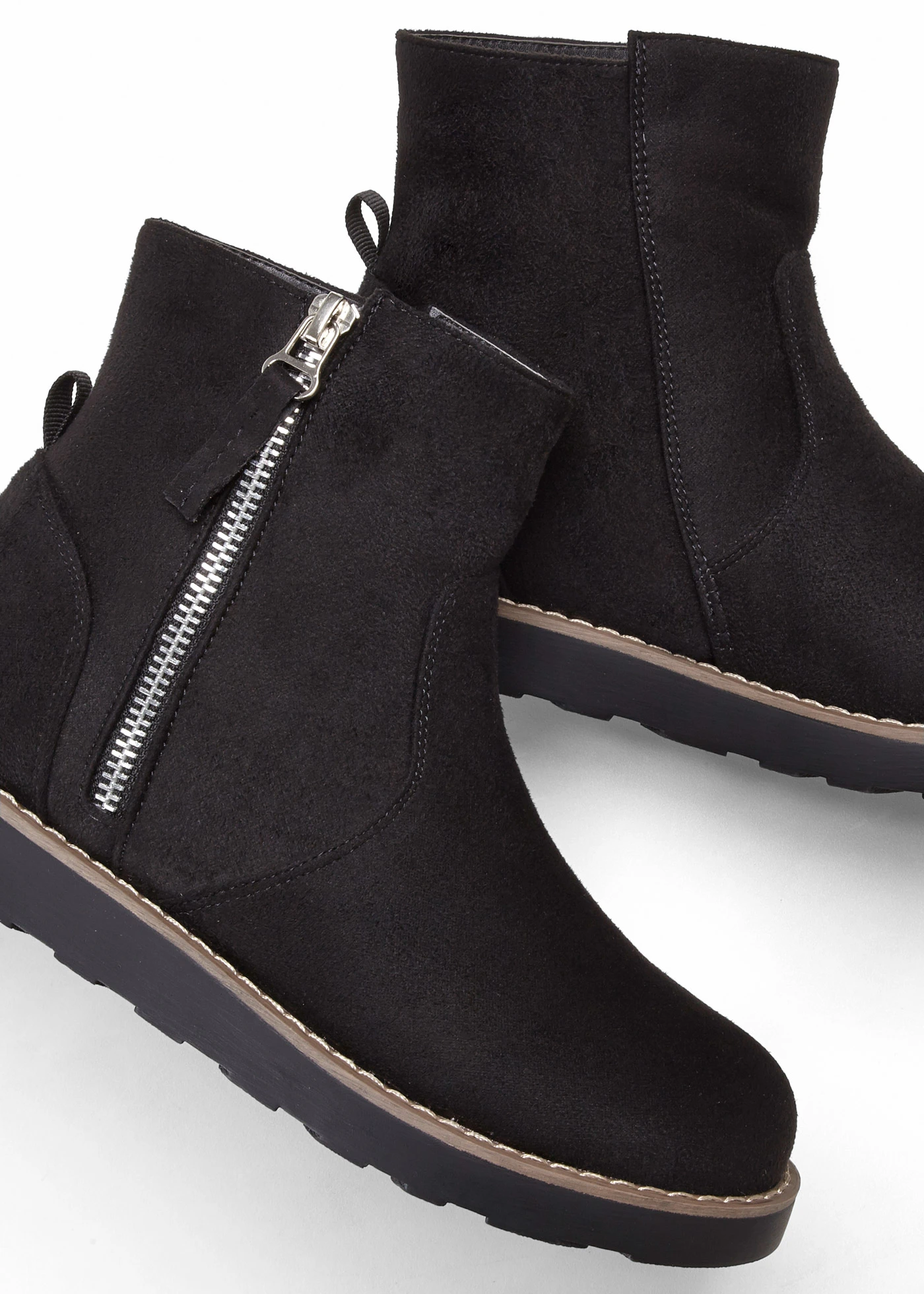 Kotníková obuv • černá • bonprix obchod