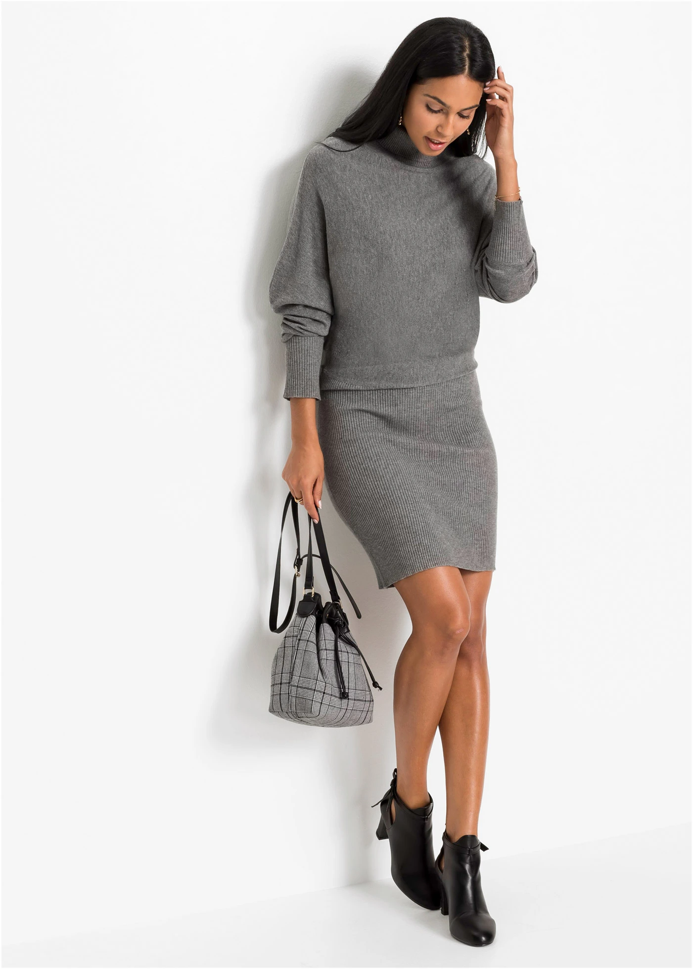 Pletené šaty z viskózové směsi • šedý melír • bonprix obchod