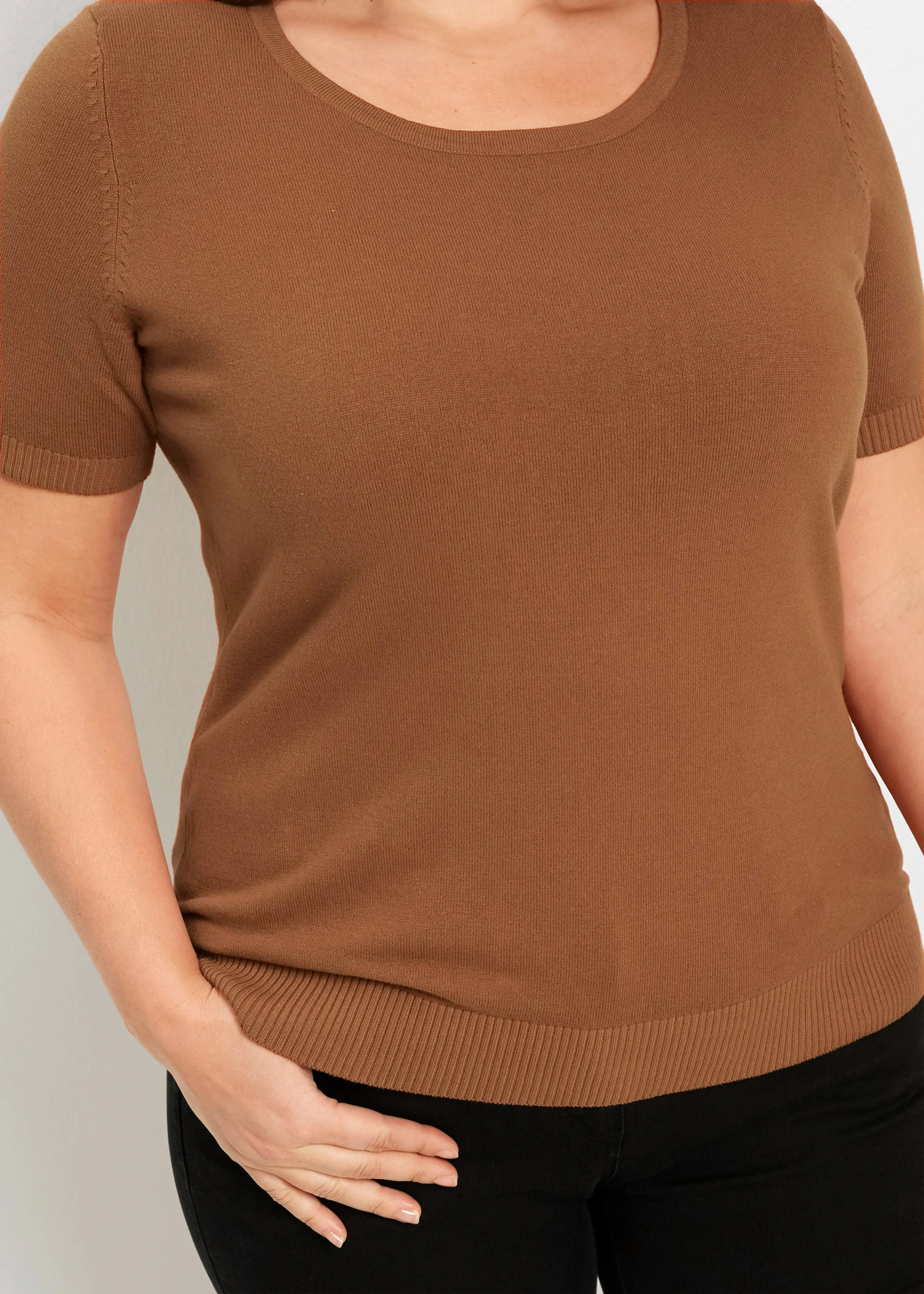 Svetr s krátkým rukávem • kaštanově hnědá plus size • bonprix obchod