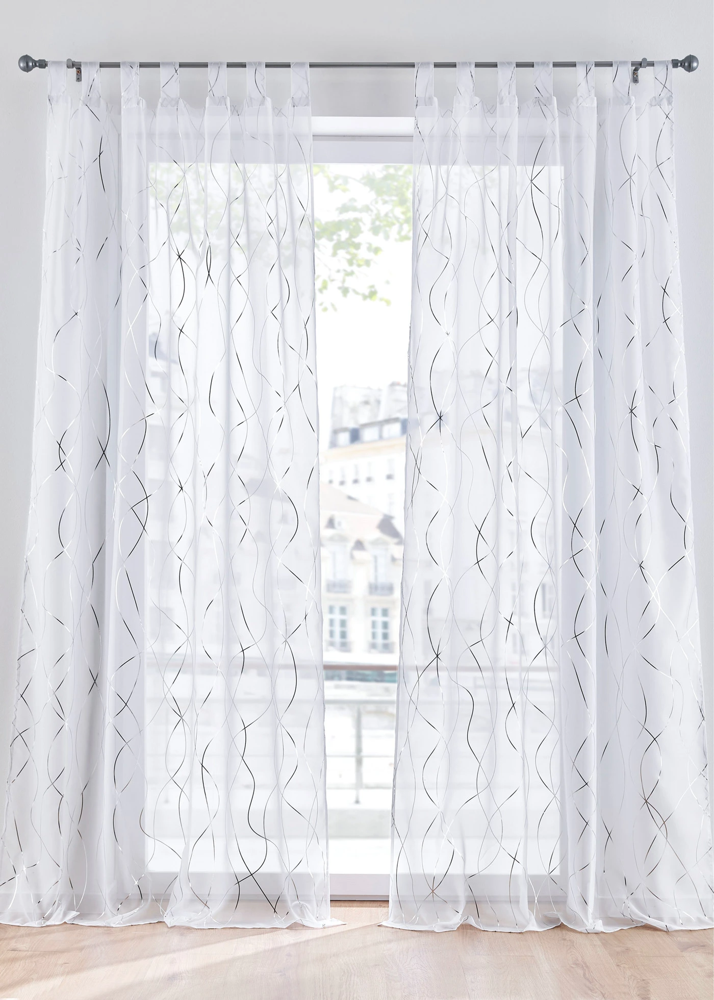 Záclona s lesklou potlačou s recyklovaným polyesterom (1 ks v balení) • biela/strieborná • obchod bonprix