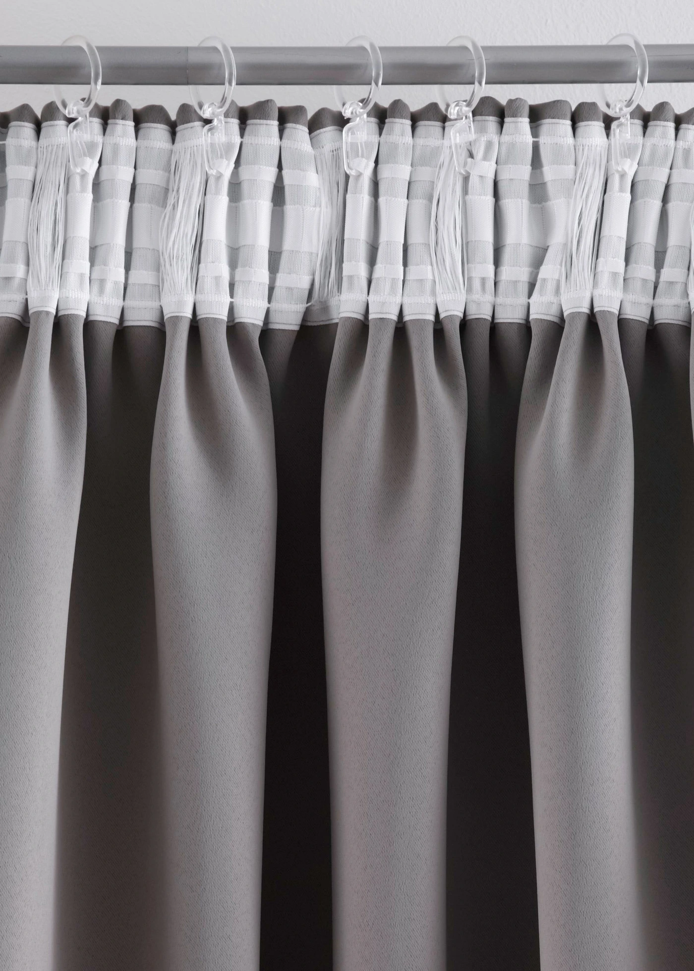 Rideau obscurcissant (1 pce), nombreuses tailles • gris clair • Boutique bonprix