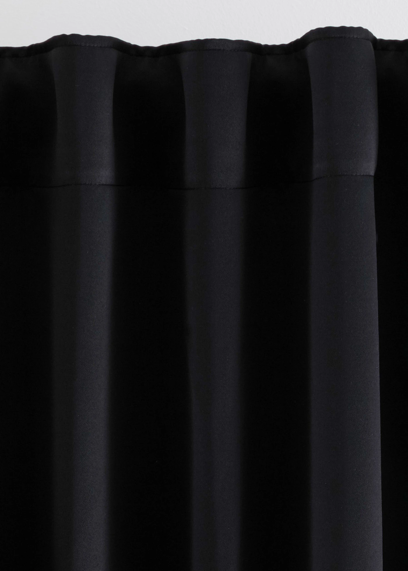 Draperie de întunecare, disponibilă în multe dimensiuni (1 buc.) • negru • magazin bonprix