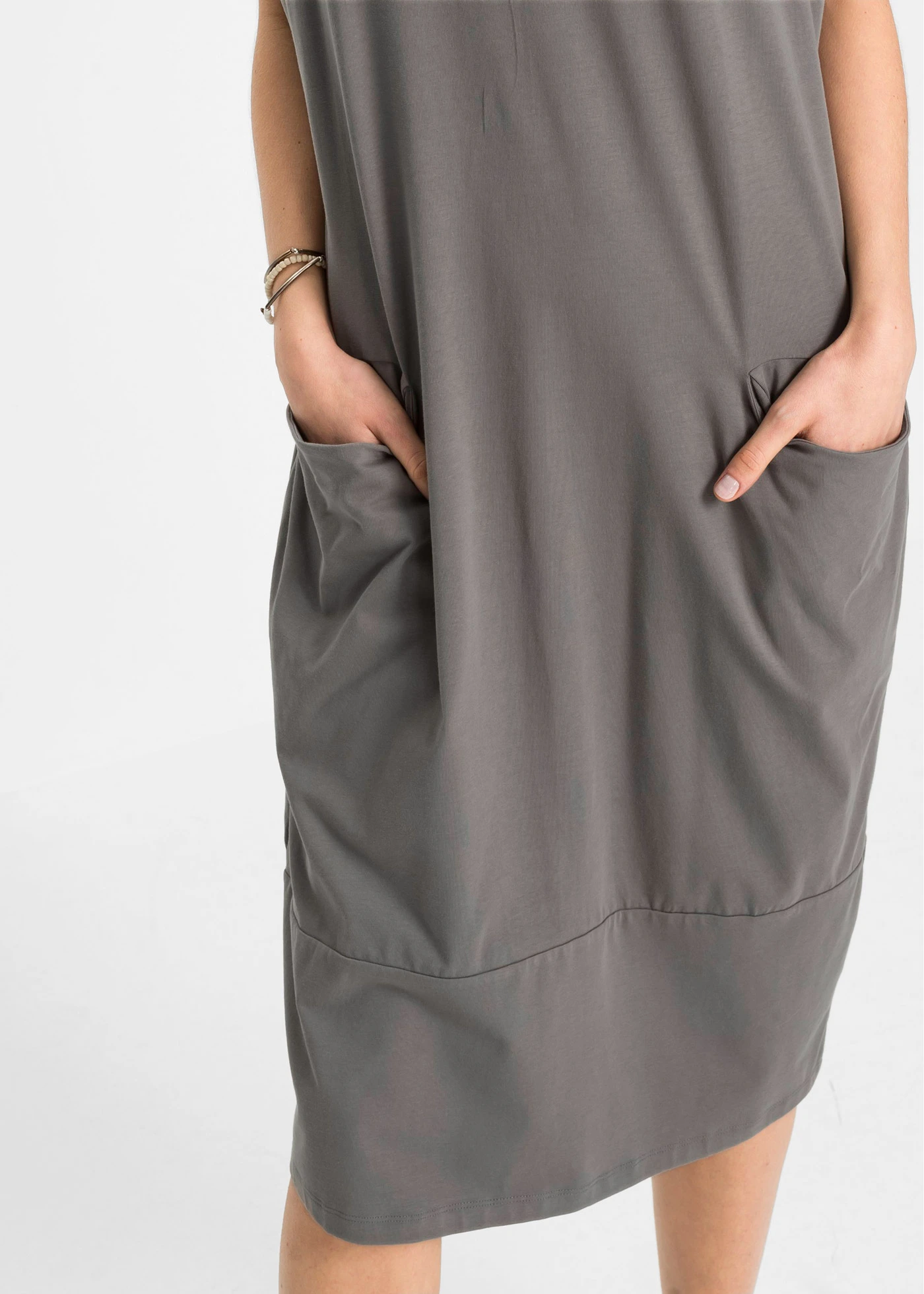 Rochie din jerse cu buzunare • gri • magazin bonprix