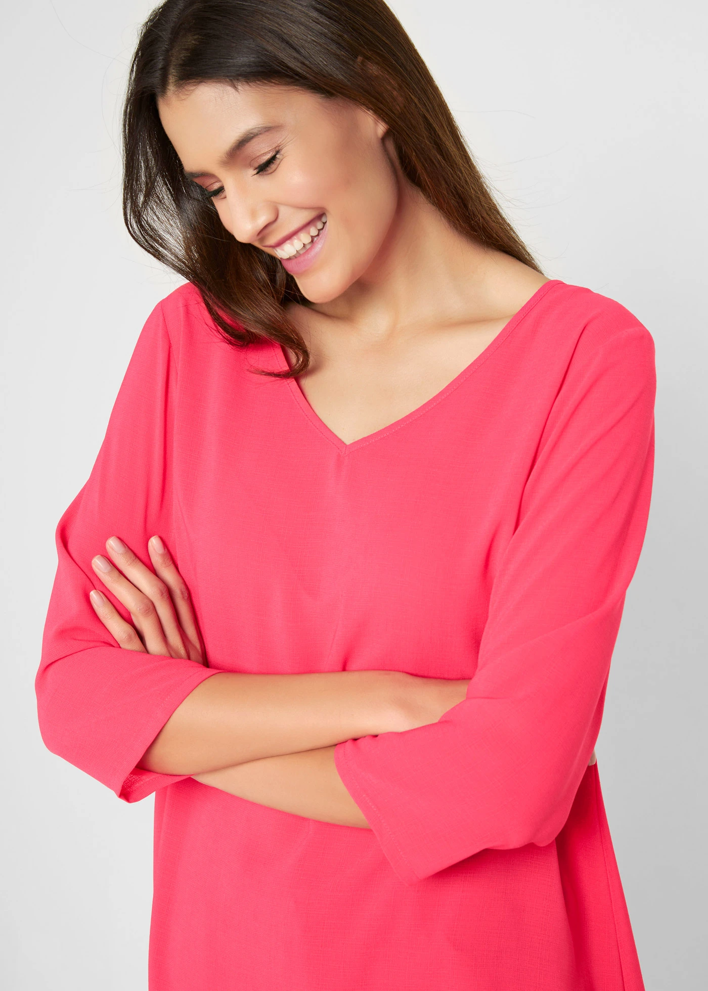Wijde tuniek van viscose met puntige zijkanten, V-hals en 3/4 mouwen • paradijspink • bonprix online shop