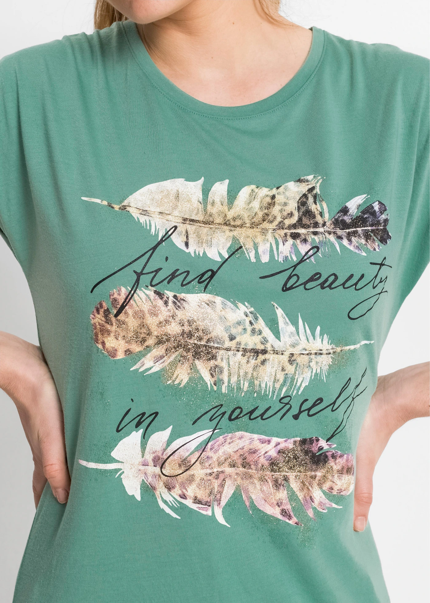 Tričko s třpytivým potiskem • šalvějově zelená s potiskem • bonprix obchod