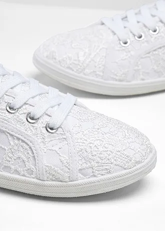 Sneakers avec dentelle • blanc • Boutique bonprix