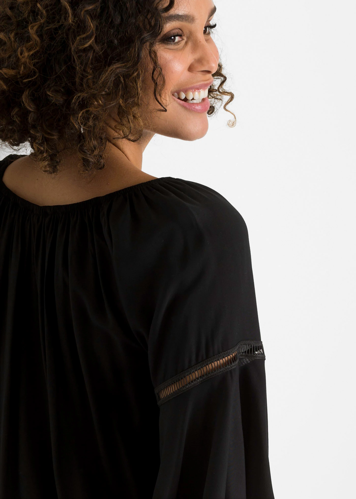 Halenka bez zapínání, z čisté viskózy • černá • bonprix obchod