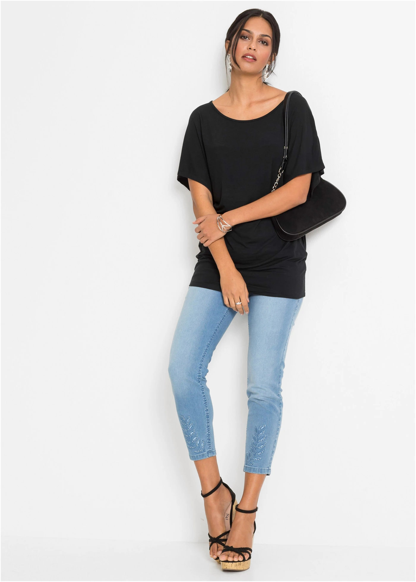 Shirt in een viscosemix • zwart • bonprix online shop