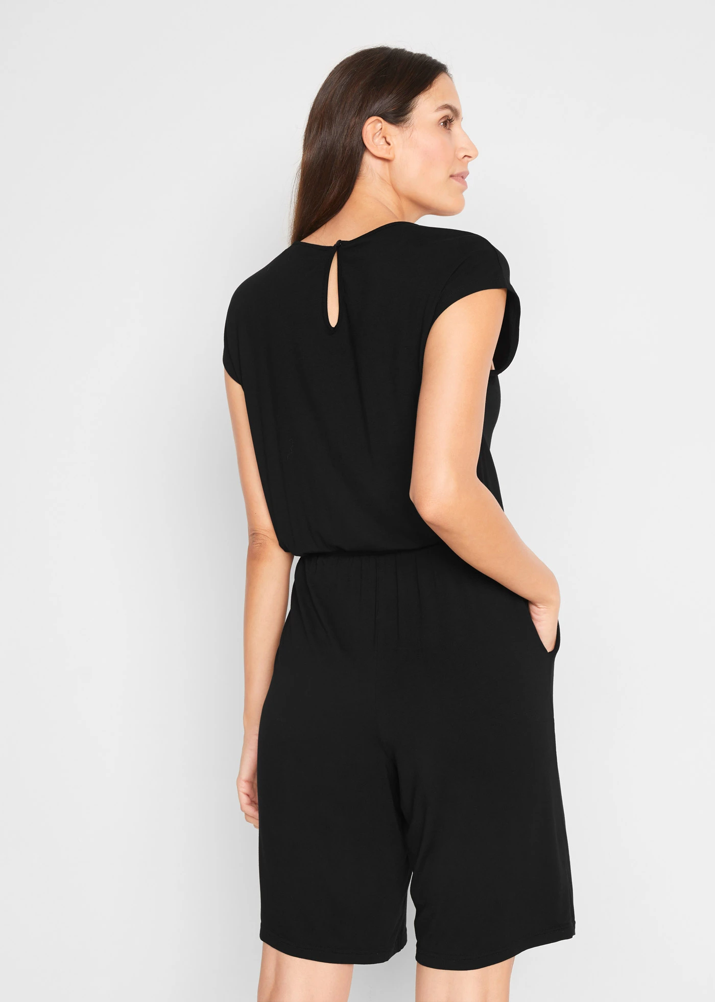 Playsuit van een zachte viscosemix • zwart • bonprix online shop