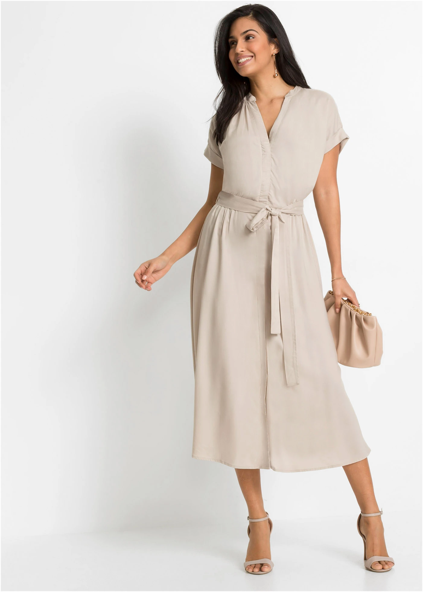 Overhemdjurk van soepelvallende viscose • beige • bonprix online shop