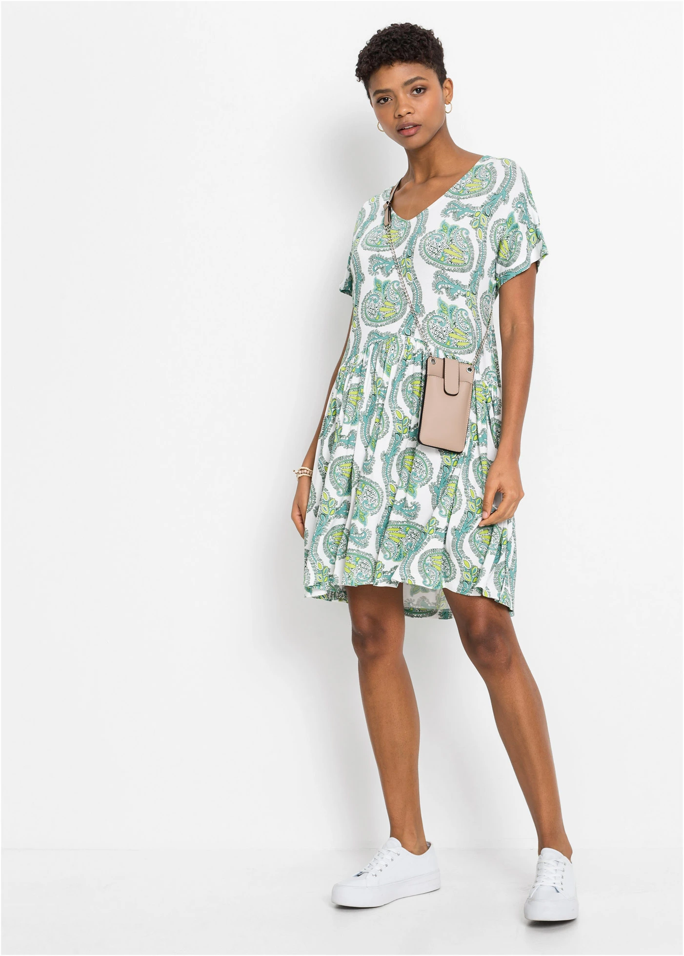 Sukienka z lejącej mieszanki wiskozy z elastanem • bialo-turkusowy we wzór paisley • sklep bonprix