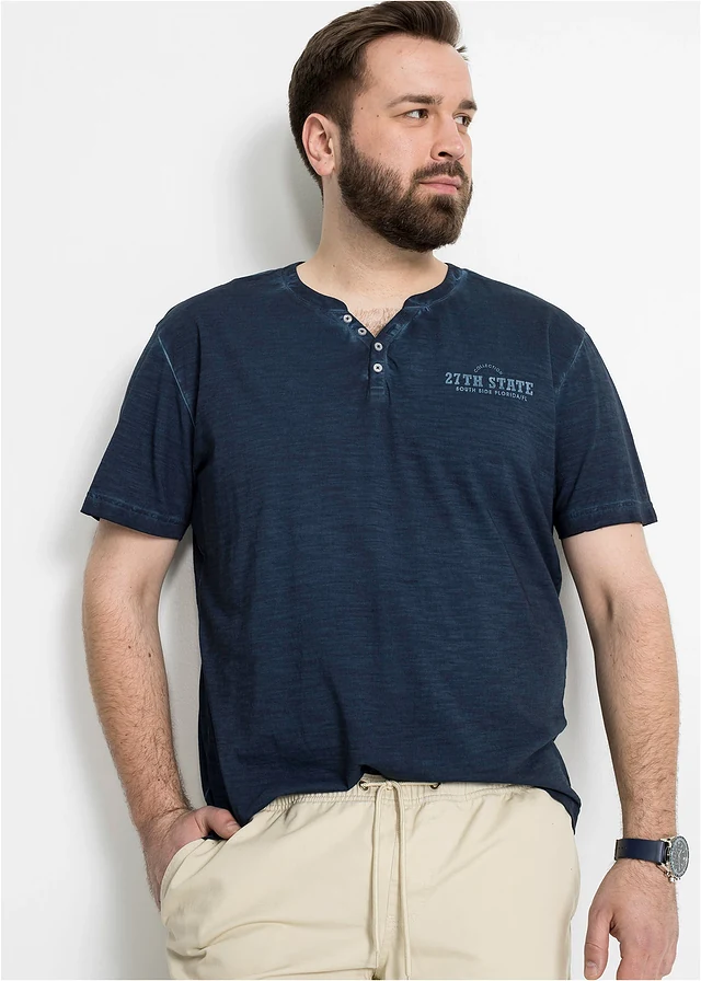Henley shirt in washed out look, korte mouw, Kleur: donkerblauw met print