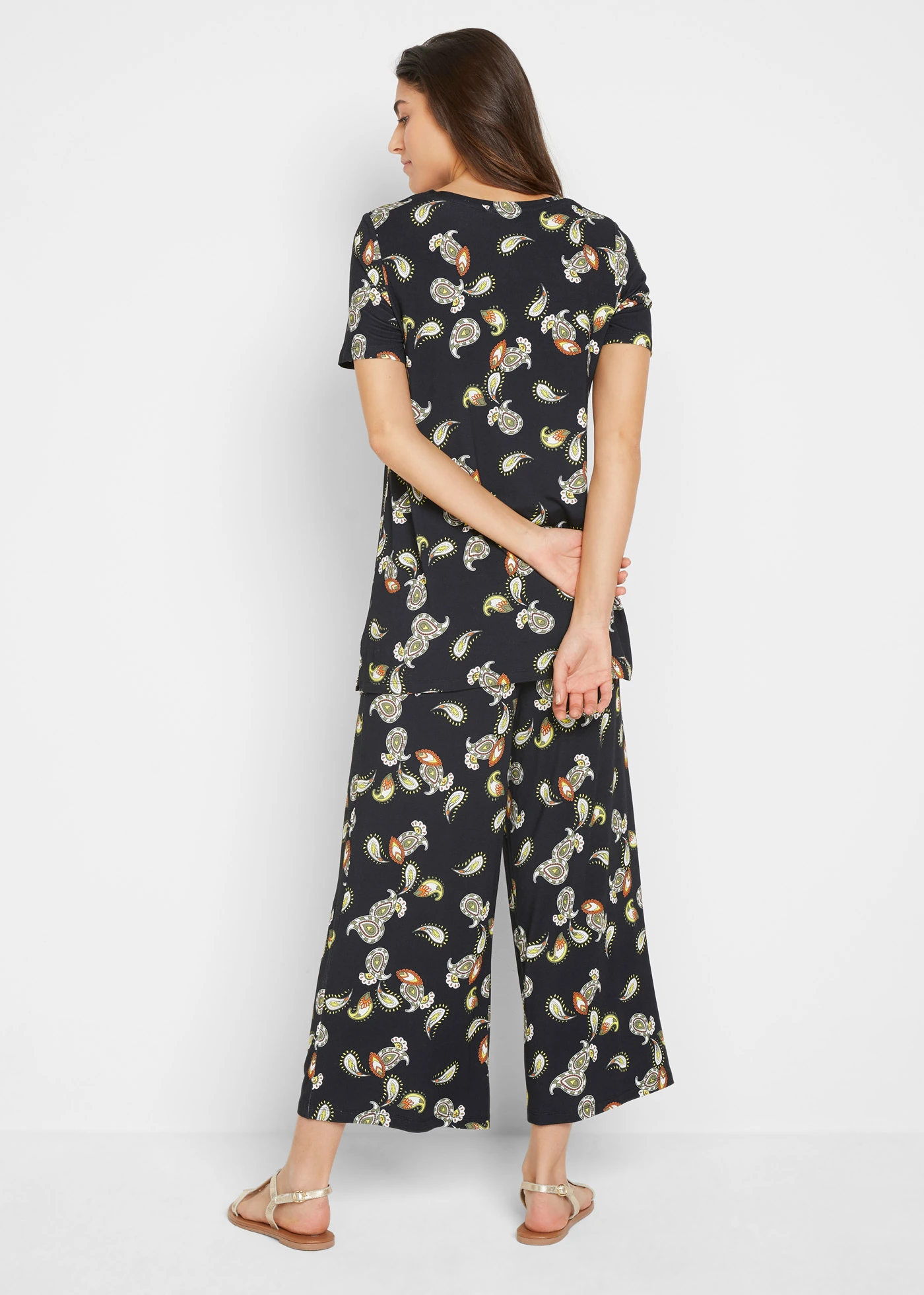 Bluzka i spodnie culotte z lejącej wiskozy (komplet dwuczęściowy) • czarny ze wzorem paisley • sklep bonprix