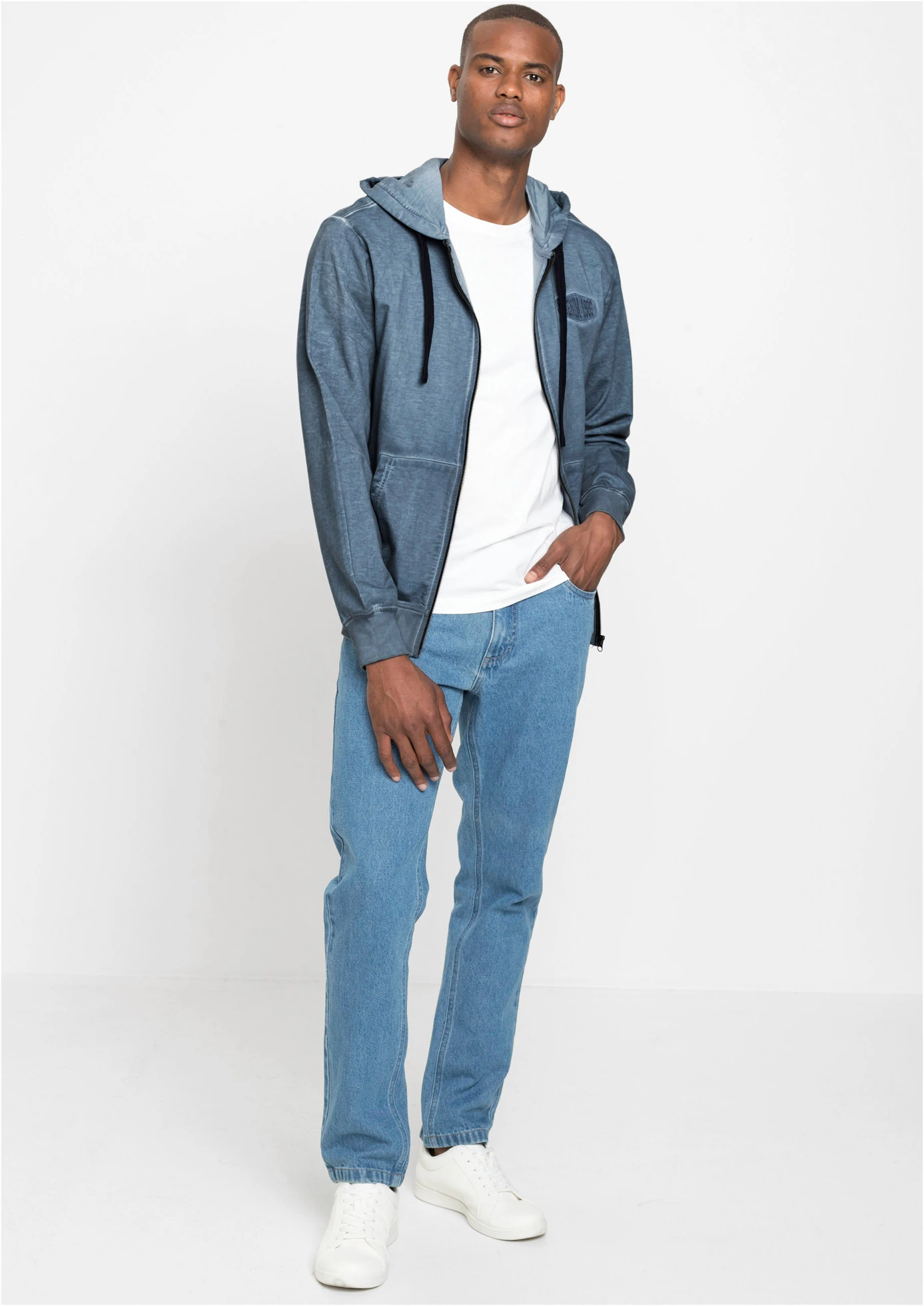 Sweatvest met capuchon in washed out look • blauw used • bonprix online shop