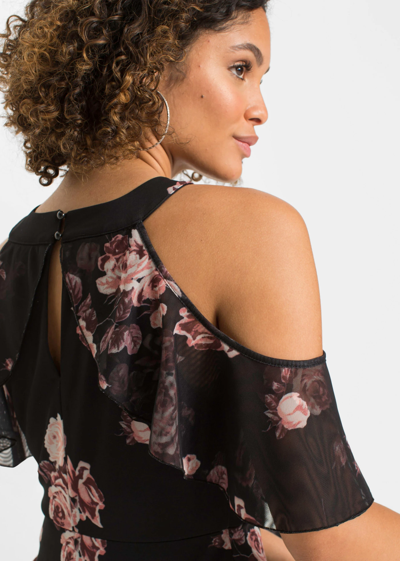 Dlouhé šaty ze síťoviny • černá s květy • bonprix obchod