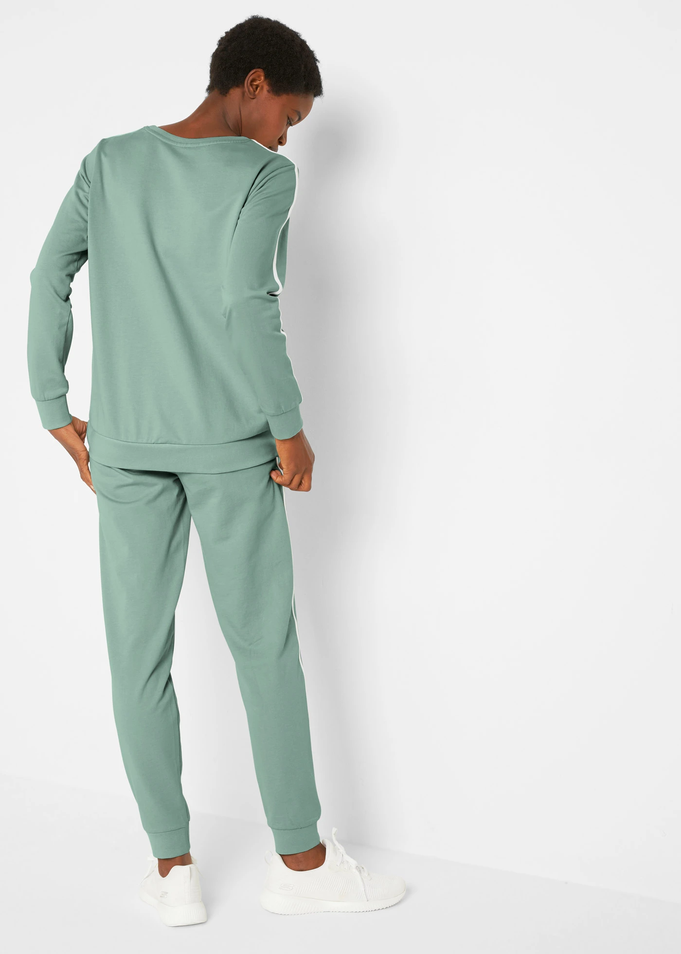 Ensemble de survêtement 100% coton (ens. 2 pces) • vert fumé rayé • Boutique bonprix