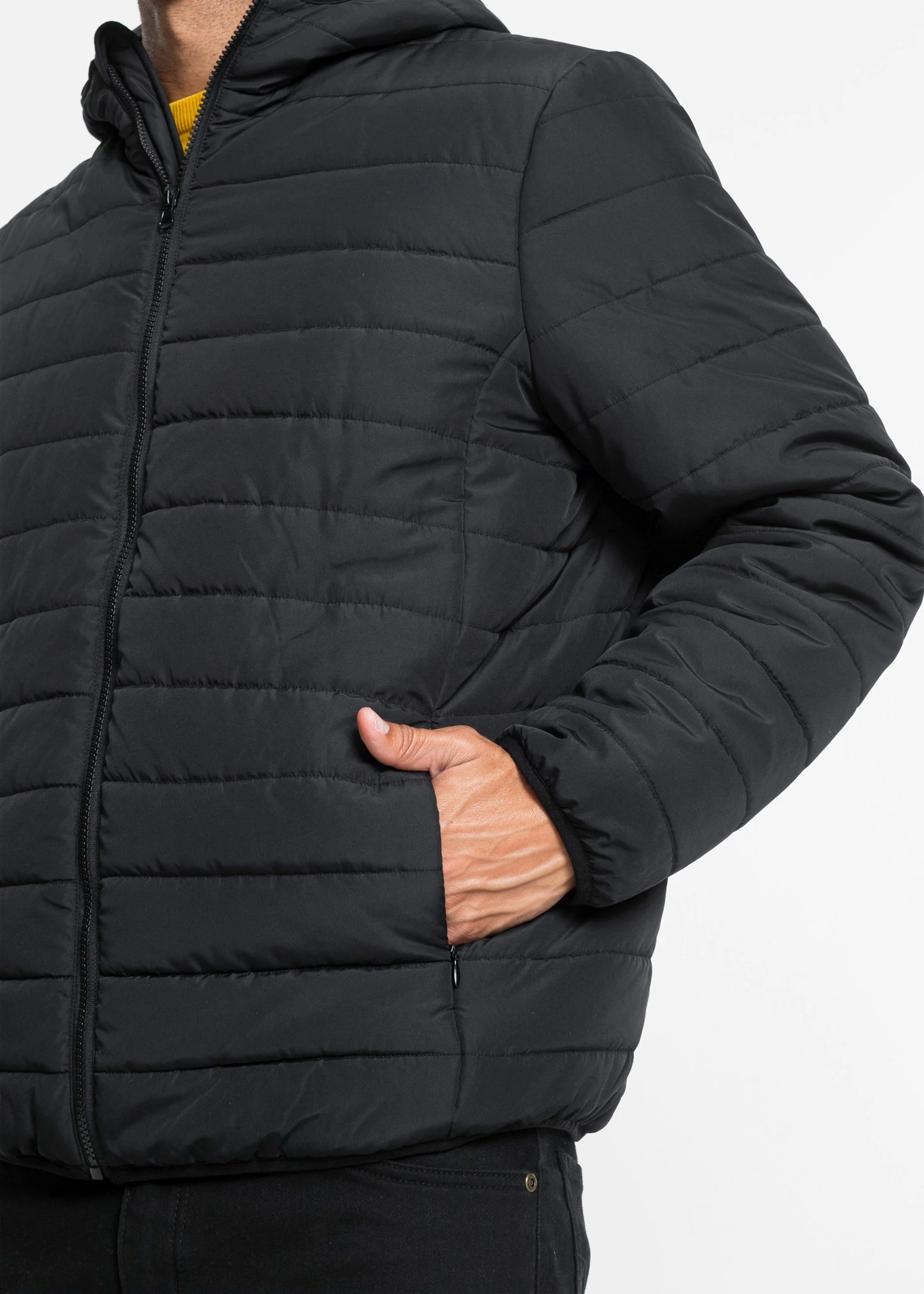 Gewatteerde jas van gerecycled polyester • zwart • bonprix online shop