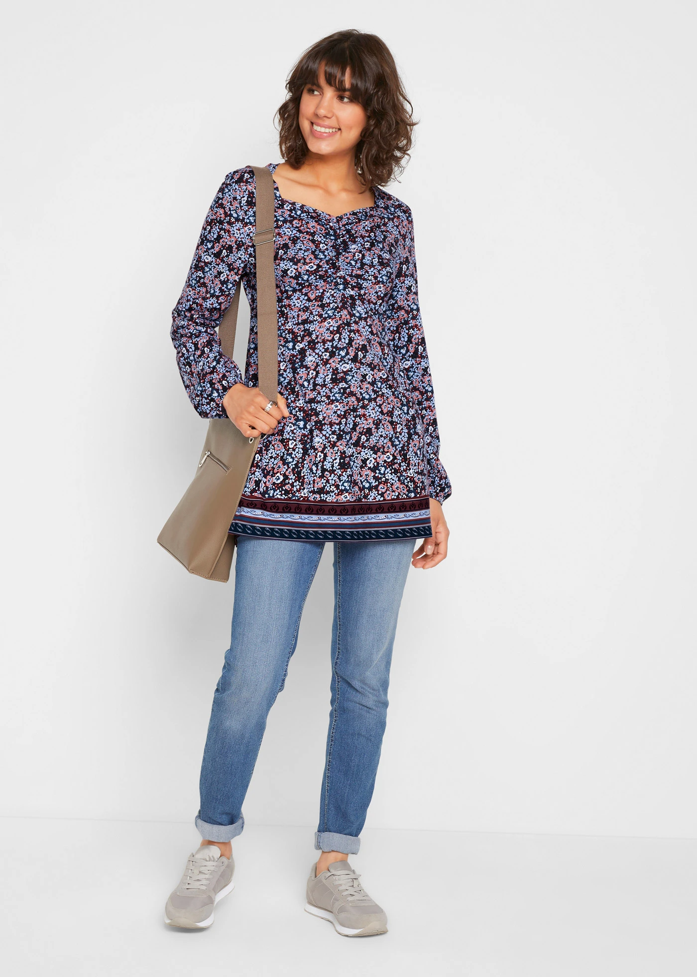 Tunique en jersey coton et viscose • bleu foncé-pêche fumé-rouge châtaigne-bleu gentiane-blanc cassé-bleu perle-rouge brun-noir • Boutique bonprix