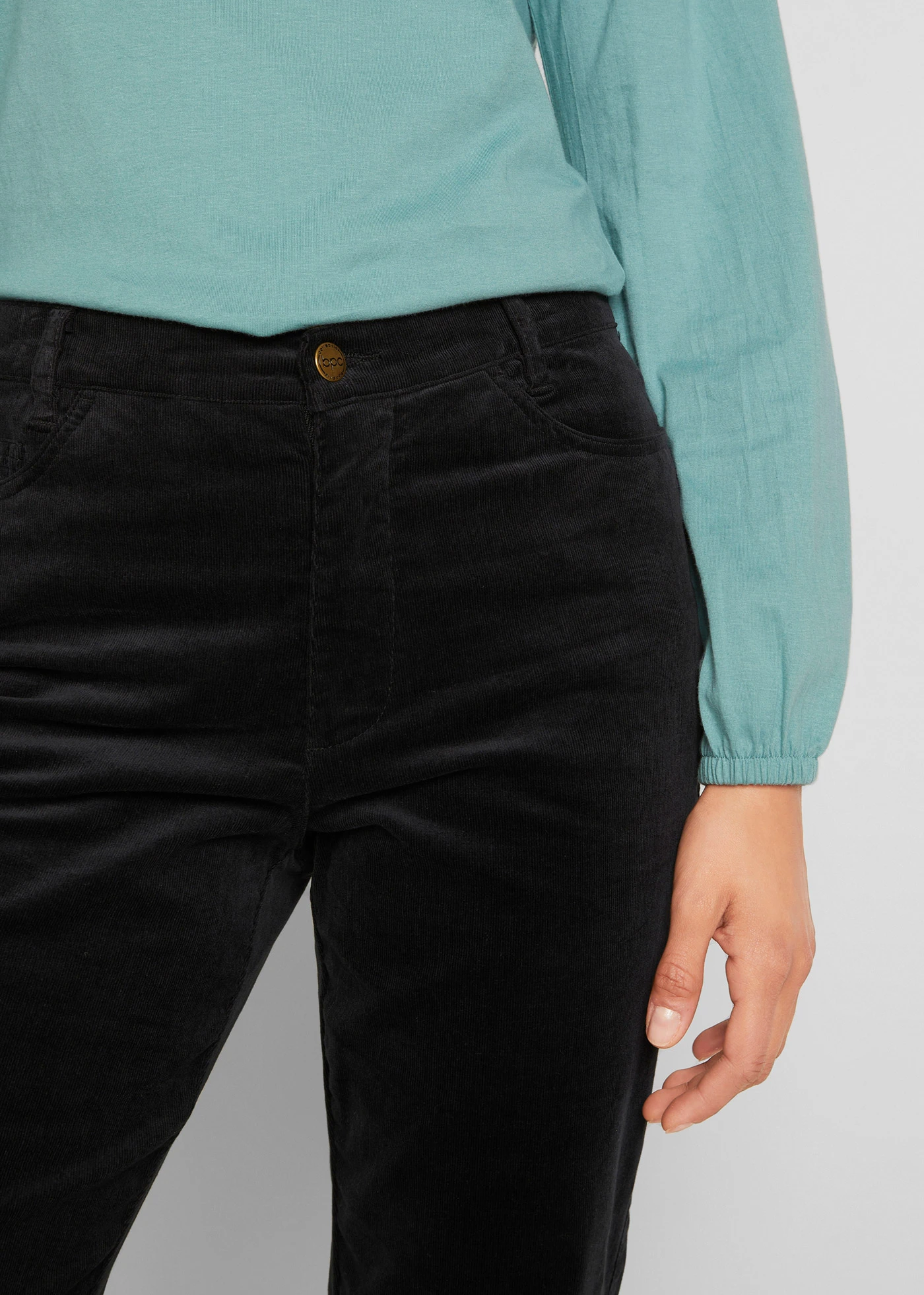 Pantalon en velours côtelé extensible avec taille haute confortable • noir • Boutique bonprix