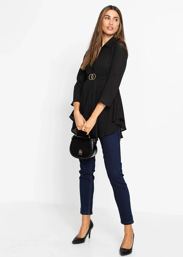 Lange blouse met ceintuur en gerecycled polyester • zwart • product-page.page-title-suffix